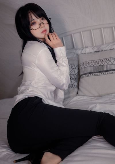 《憧憬成为魔法少女》动漫_BD英语天堂在线